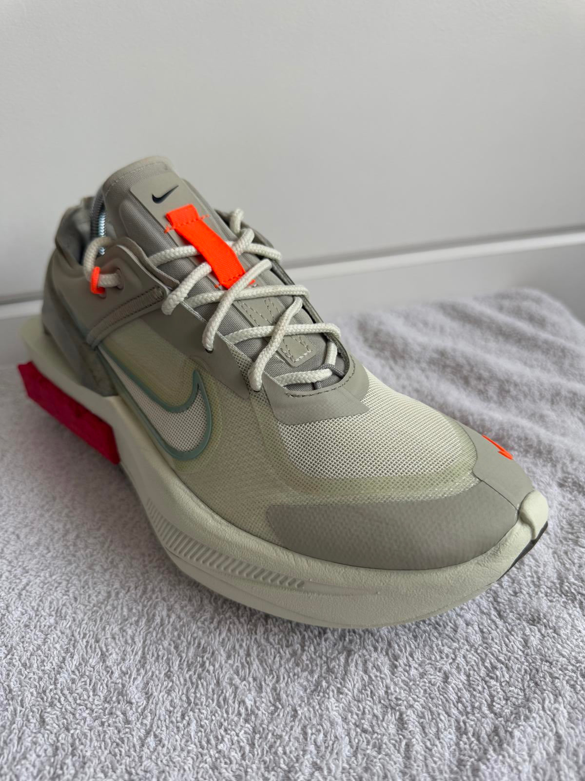 Nike Fontana Edge "Stone Sea Glass" Womens size 6 (SKU 7)