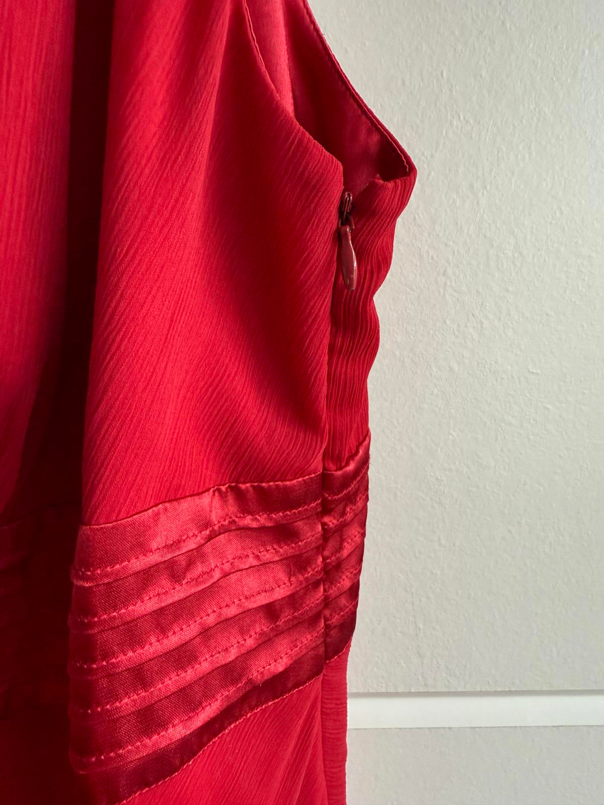 Cocktail / Evening dress Red size 26 (SKU A13)