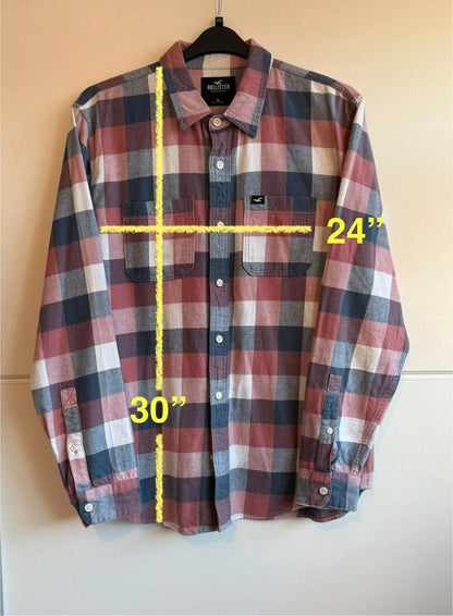 Hollister long sleeve shirt in a red, white, and blue check size XL (SKU B1)