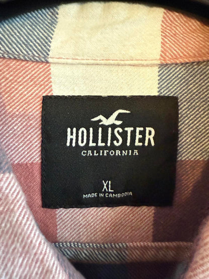 Hollister long sleeve shirt in a red, white, and blue check size XL (SKU B1)