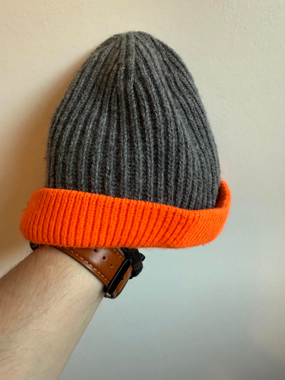 Benetton wool hat size S (SKU B11)
