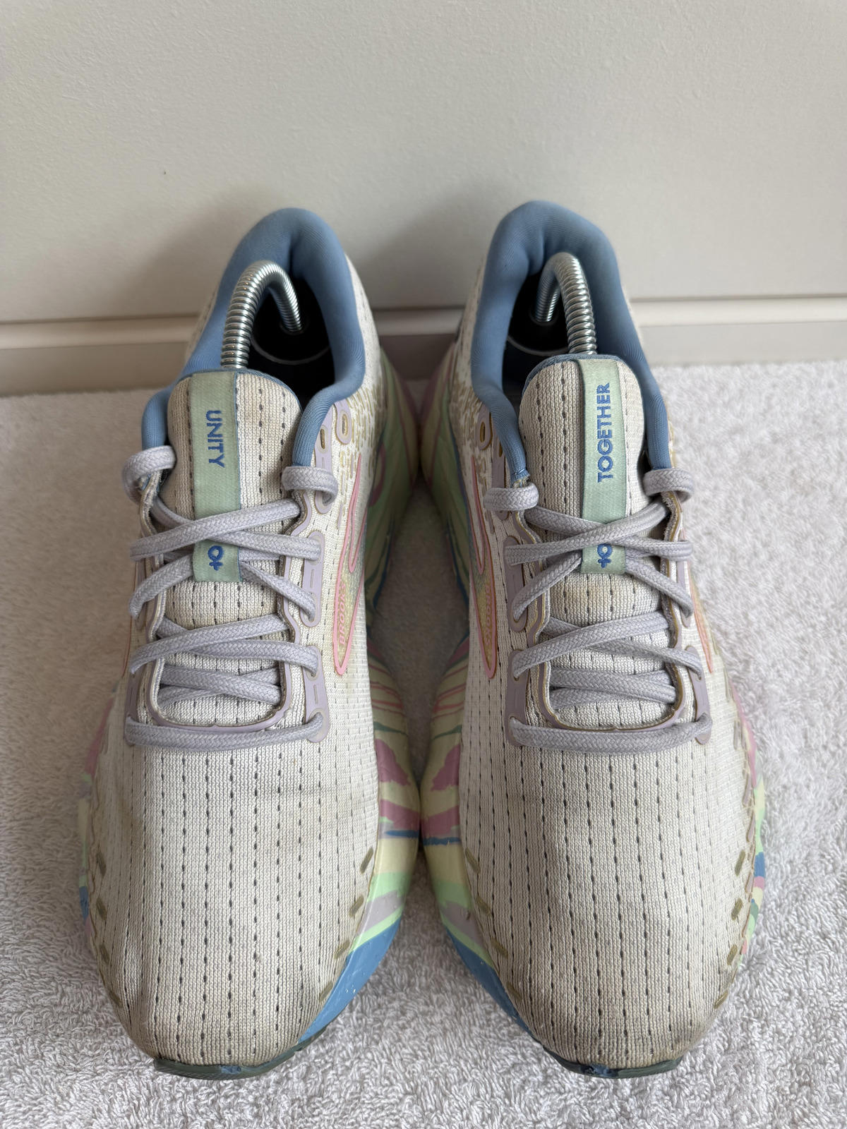 Brooks Glycerin 20 size 6 (sku 4)