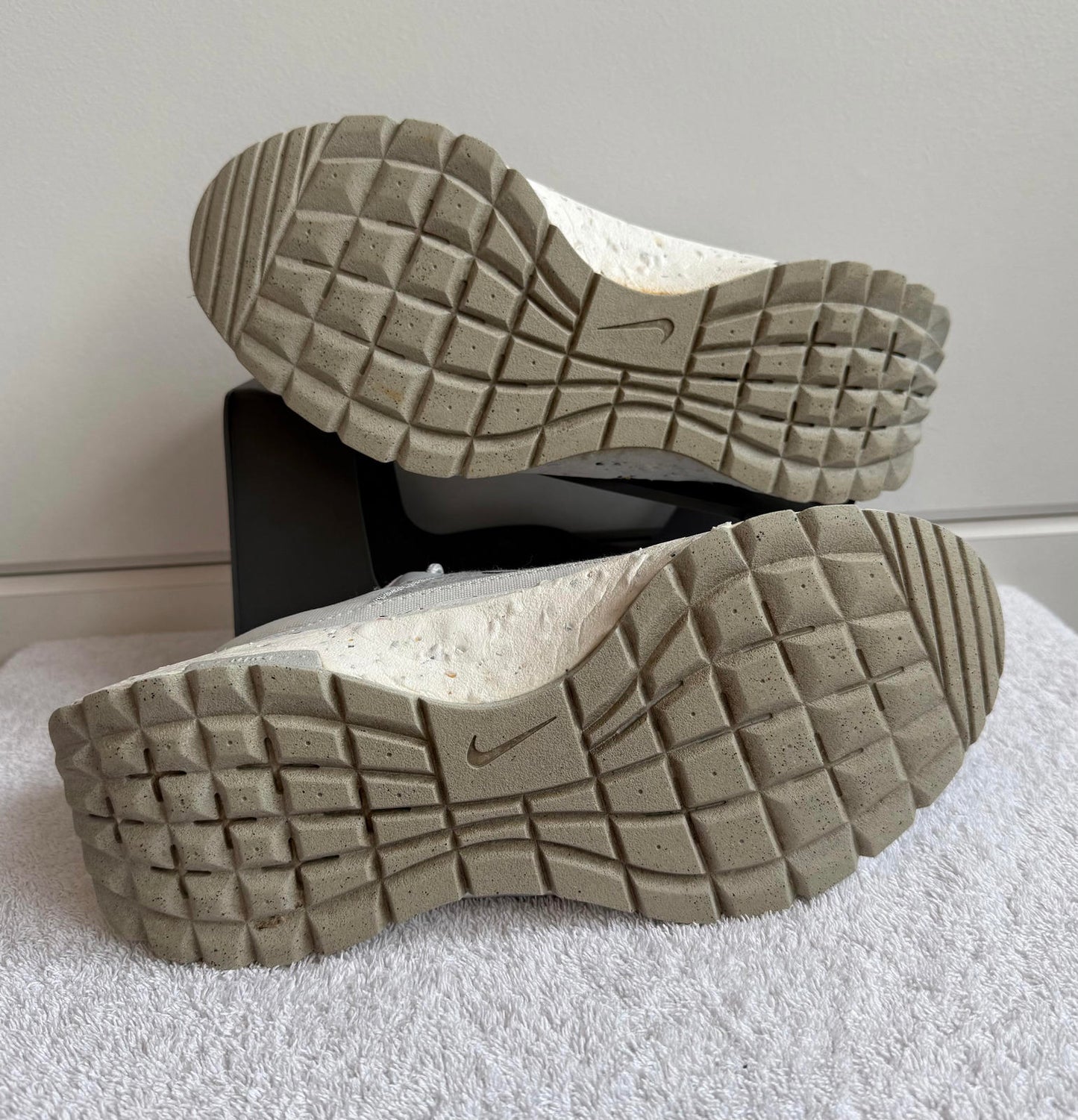 Nike Crater Remixa size 6 (sku 14)