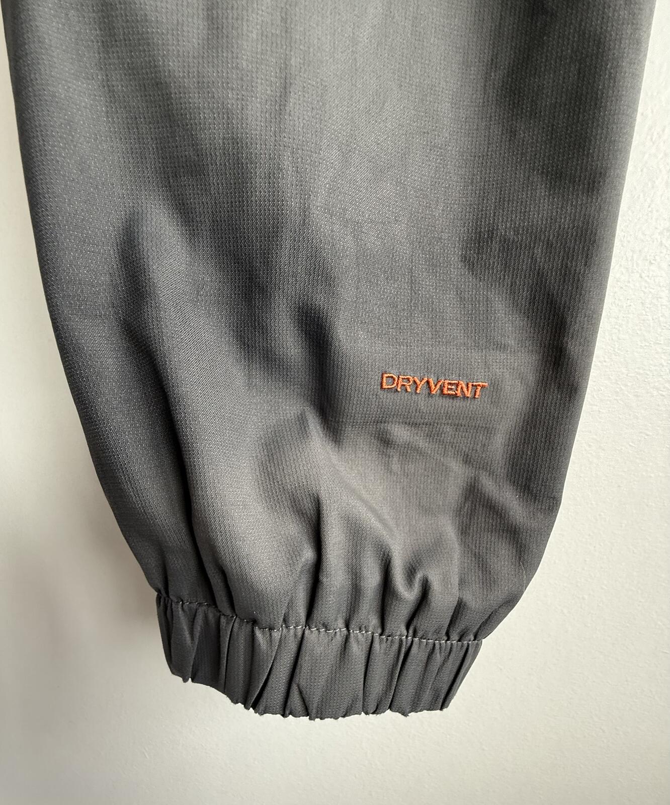 The North Face HyVent windbreaker " grey/charcoal " size xxl (sku H2)