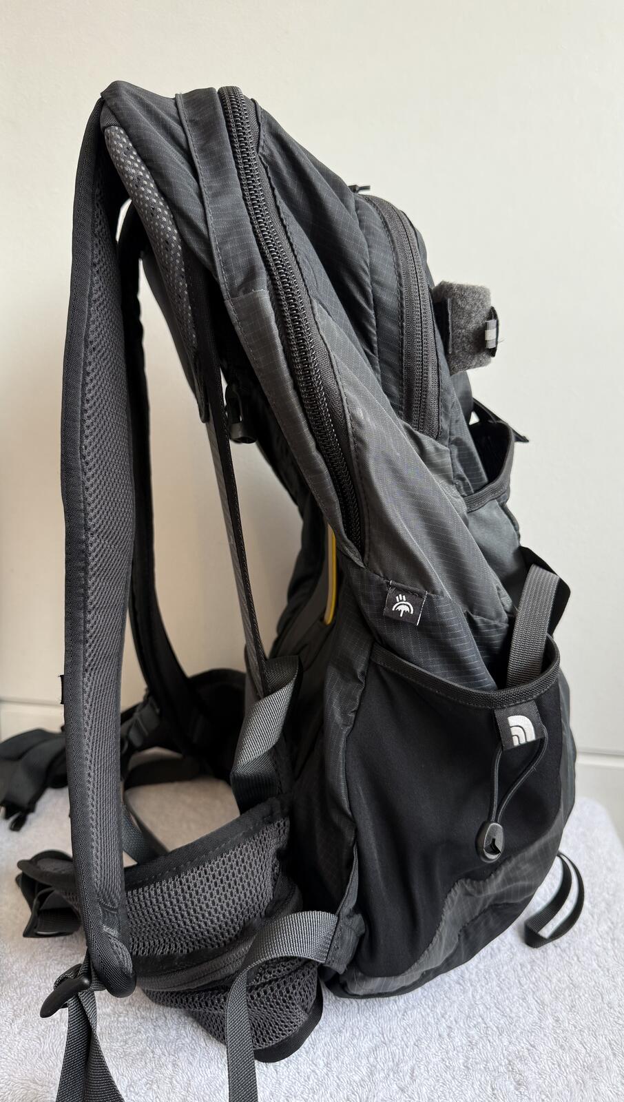 The North Face Alteo 25 Backpack "black" (sku  )