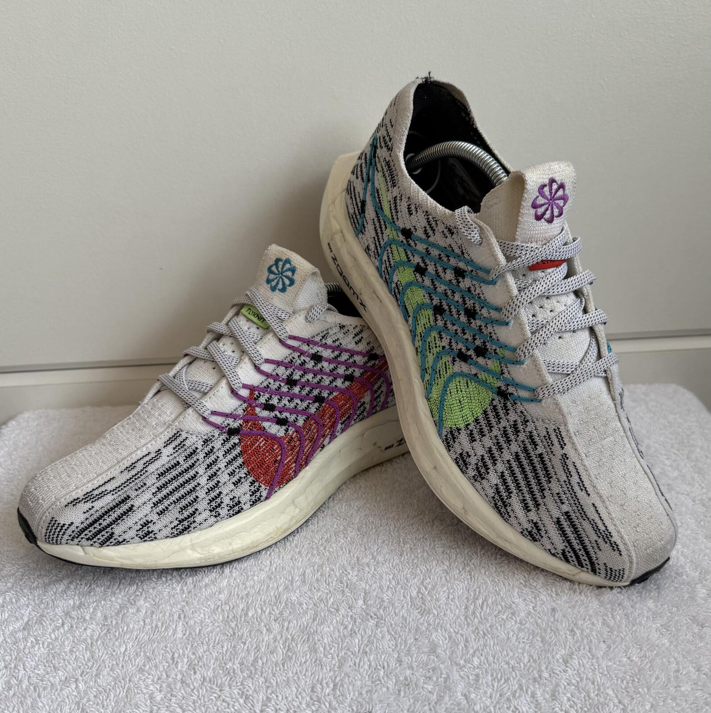 Nike Pegasus Turbo Next Nature SE "Mismatched Swoosh" size 6.5 (sku 6)