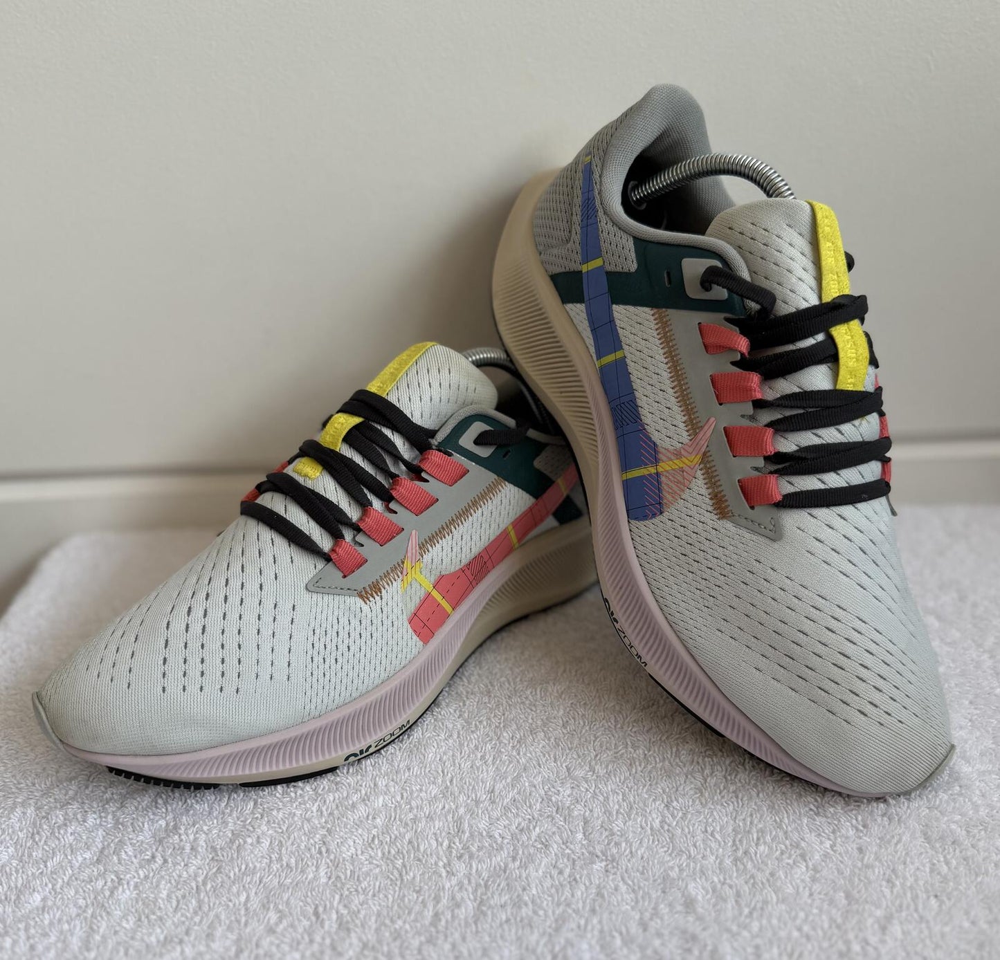 Nike Air Zoom Pegasus 38 Premium "Blue Tint Regal Pink" size 6 (sku 2)