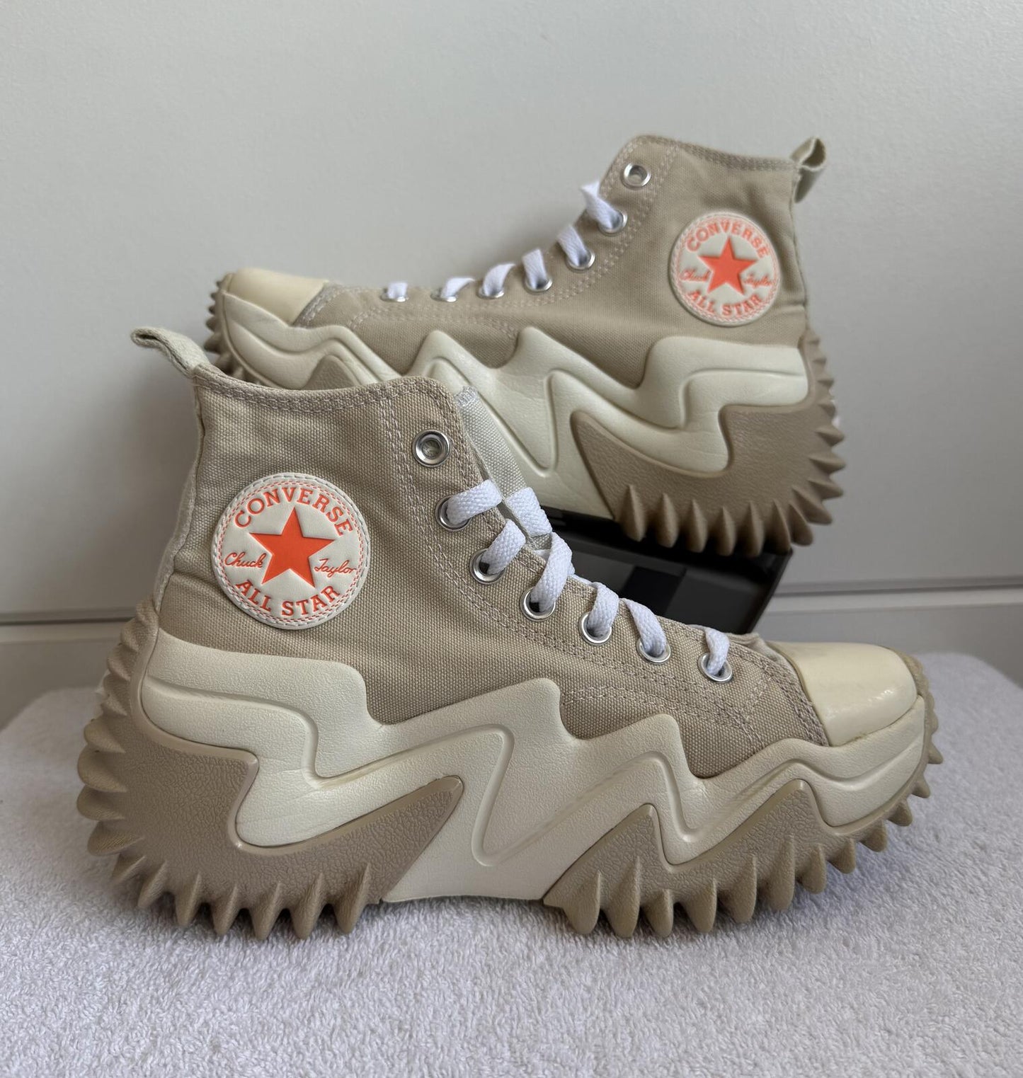 Converse Run Star Motion High Top "Light Twine" size 4.5 (sku 5)