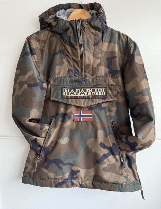 Napapijri Rainforest Camouflage Winter Anorak size S (sku E7)