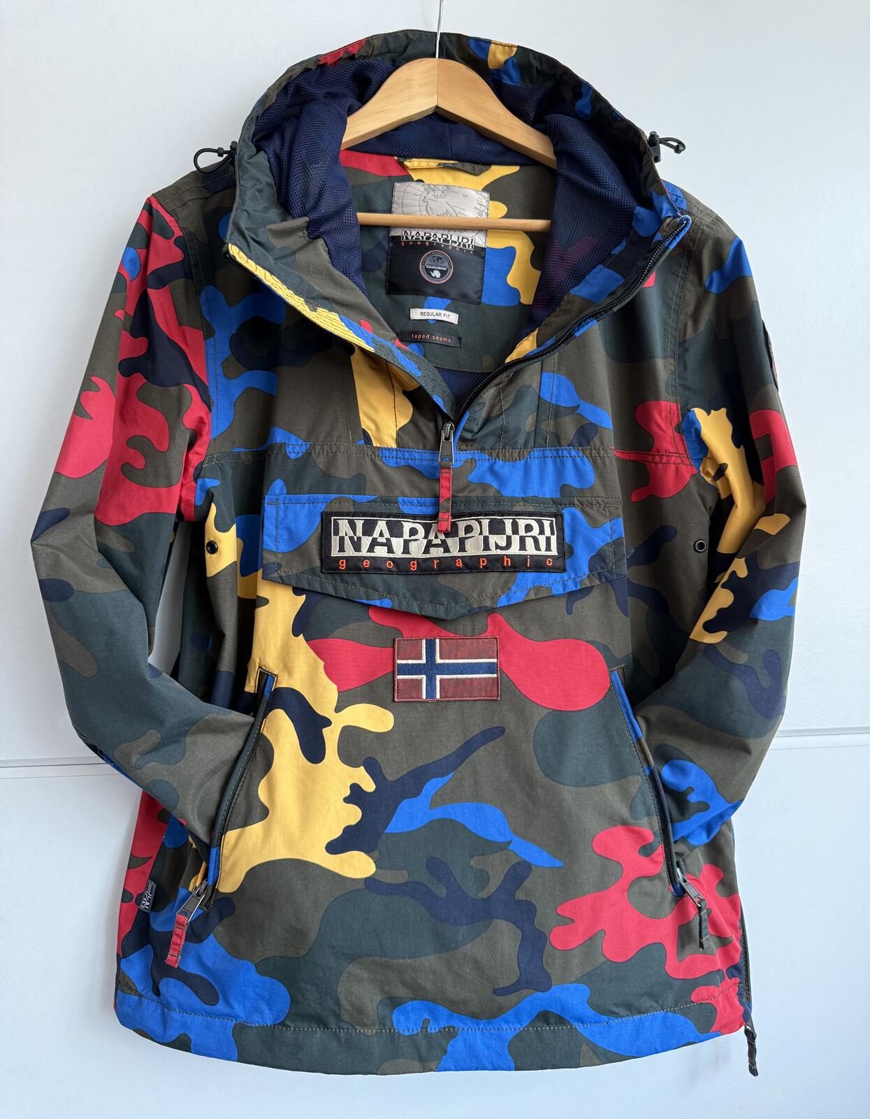 Napapijri Rainforest Cross Fantasy Camouflage Summer Jacket size S (sku E6)
