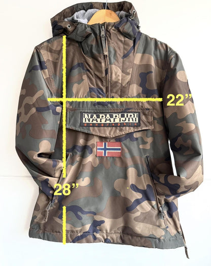 Napapijri Rainforest Camouflage Winter Anorak size S (sku E7)