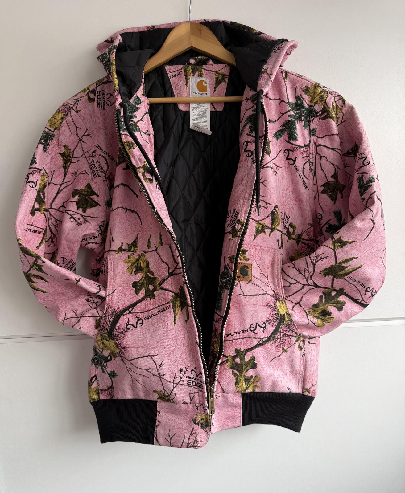 Carhartt x Realtree Pink Camouflage Reworked Active Jacket size M (sku G5)