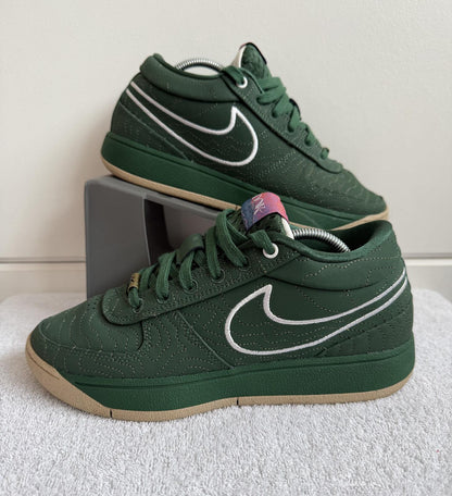 Nike Book 1 "Flagstaff" "verdant green" size 6 (sku 31)
