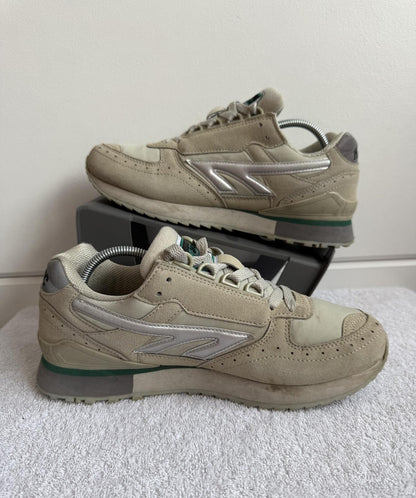 Hi-Tec Silver Shadow OG Trainer size 6 (sku 32)