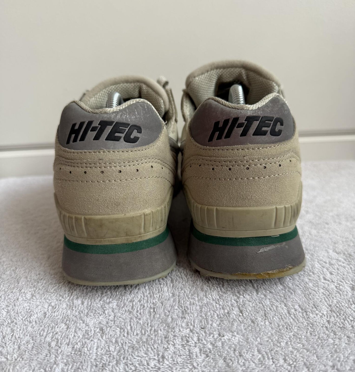 Hi-Tec Silver Shadow OG Trainer size 6 (sku 32)