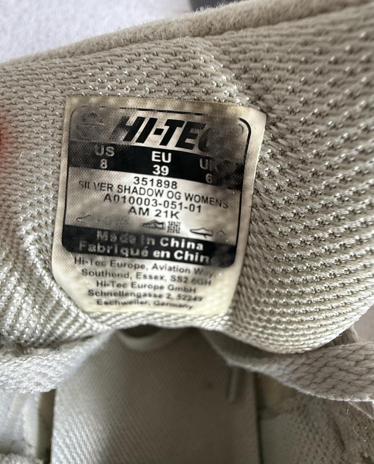 Hi-Tec Silver Shadow OG Trainer size 6 (sku 32)